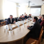 𝐕𝐚𝐬𝐢𝐥𝐞 𝐌𝐚𝐱𝐢𝐦 – Vicepreședintele raionului ȘtefanȘtefan Consiliul Raional Ștefan Vodă𝐃𝐢𝐚𝐧𝐚 𝐑𝐮𝐬𝐮- Ș𝐞𝐟𝐚 𝐃𝐢𝐫𝐞𝐜ț𝐢𝐞𝐢 𝐀𝐠𝐫𝐢𝐜𝐮𝐥𝐭𝐮𝐫ă 𝐀𝐥𝐞𝐱𝐚𝐧𝐝𝐫𝐮 𝐂𝐢𝐨𝐛𝐚𝐧𝐮– Șef Serviciu Consultanță, ODA 𝐀𝐧𝐝𝐫𝐞𝐢 𝐃î𝐧𝐠𝐚 – Antreprenor agricol 𝐀𝐢𝐝𝐚 𝐂𝐚𝐭𝐚𝐧𝐚 – Expertă, Coordonator Național, Consiliul Europei 𝐒𝐞𝐫𝐠𝐢𝐮 𝐏𝐞𝐬𝐜𝐚𝐫𝐢– GRAWE Carat 𝐄𝐮𝐠𝐞𝐧 𝐁𝐞𝐥î𝐢– Reprezentant ANIF